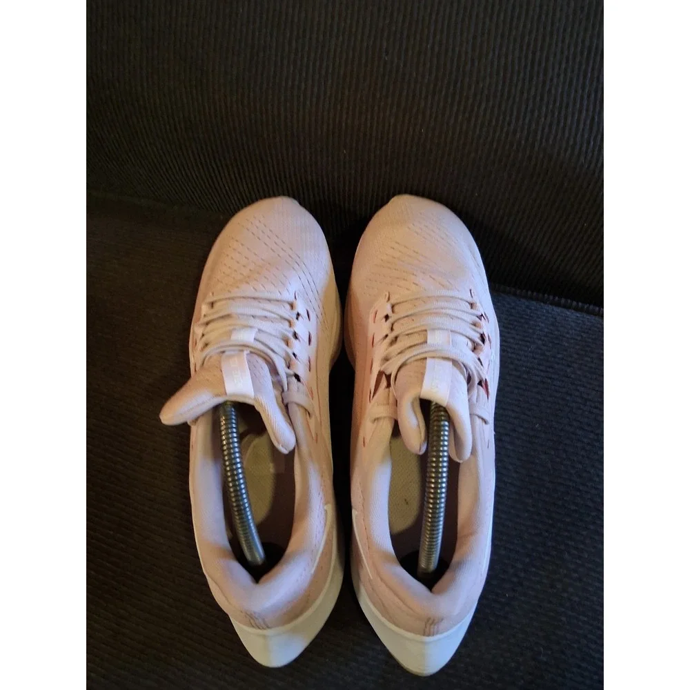 Nike Shoes Womens 10 Pink‎ White Air Zoom Pegasus 38 Running CW7358-601 Sneakers